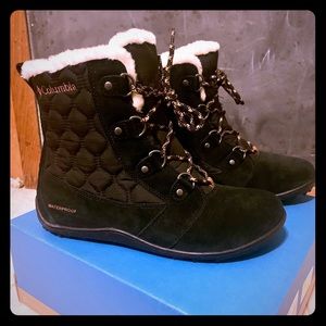 Women’s Black Columbia Winter Boots Size 9